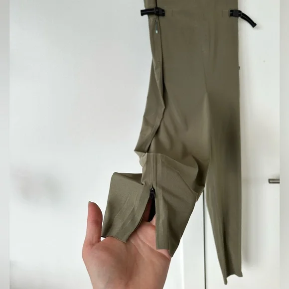 lululemon athletica Olive Jumpsuit - Picture 4 of 8